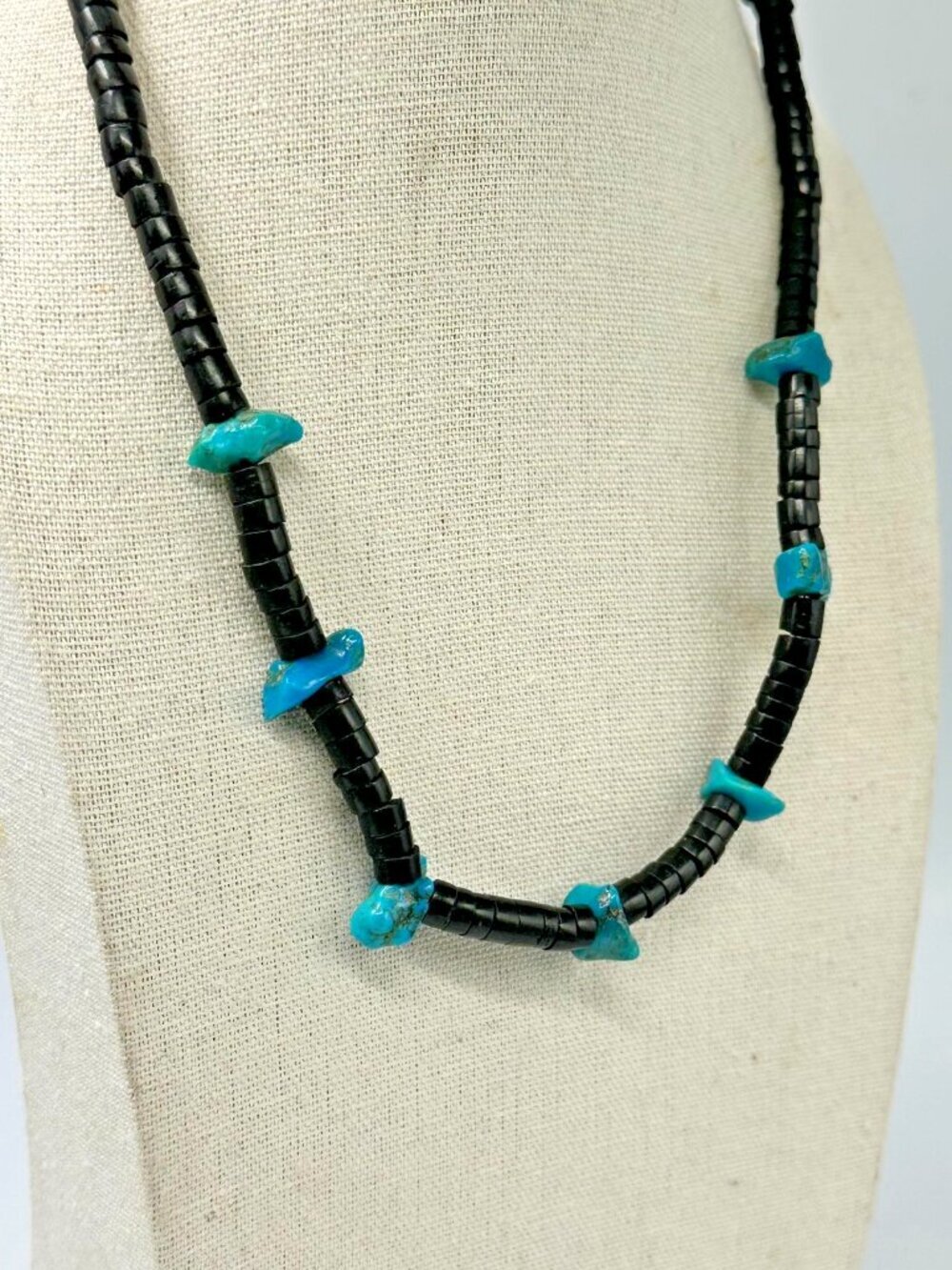 Vintage Turquoise Nugget Beaded Necklace Men Black Heishi Beads Barrel Clasp